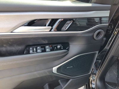 2026 Jeep Grand Wagoneer Base