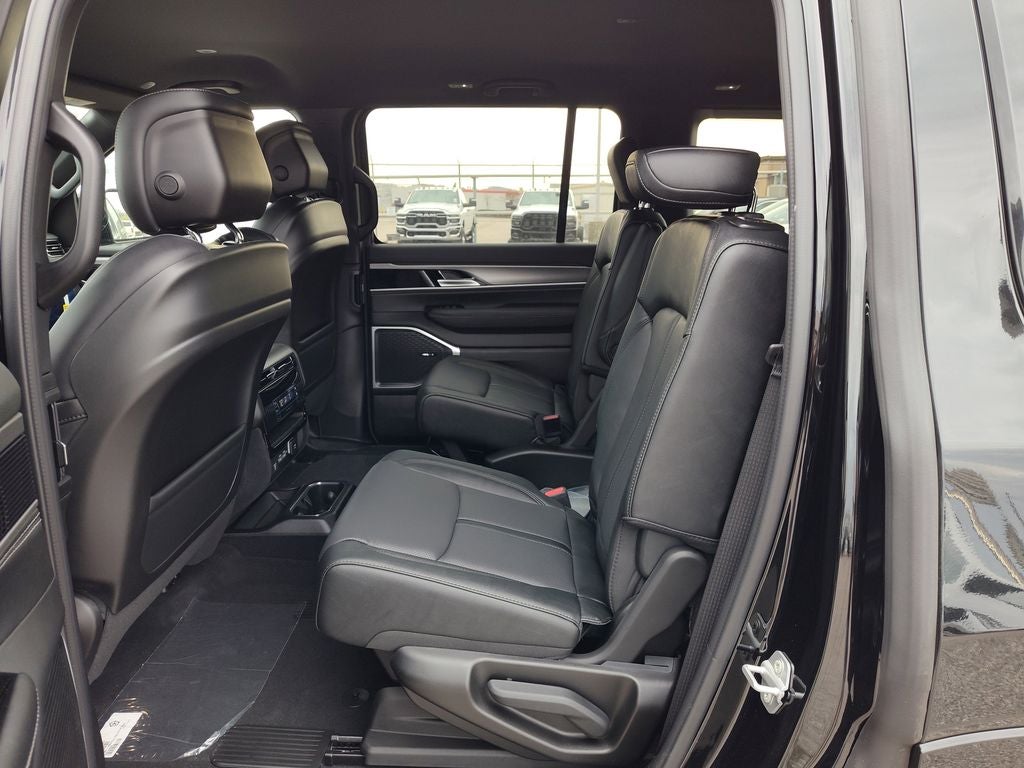 2026 Jeep Grand Wagoneer Limited Altitude