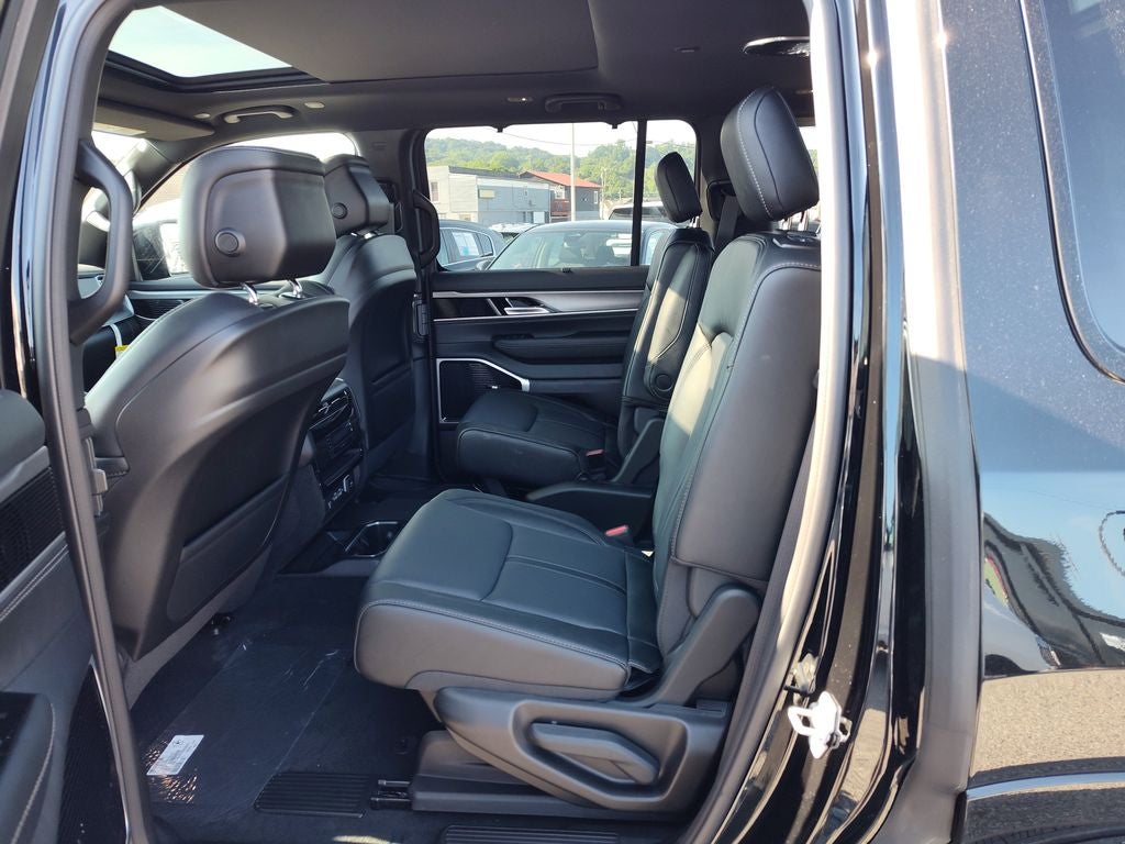 2026 Jeep Grand Wagoneer Limited Reserve