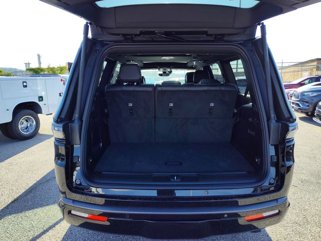2026 Jeep Grand Wagoneer Limited Reserve