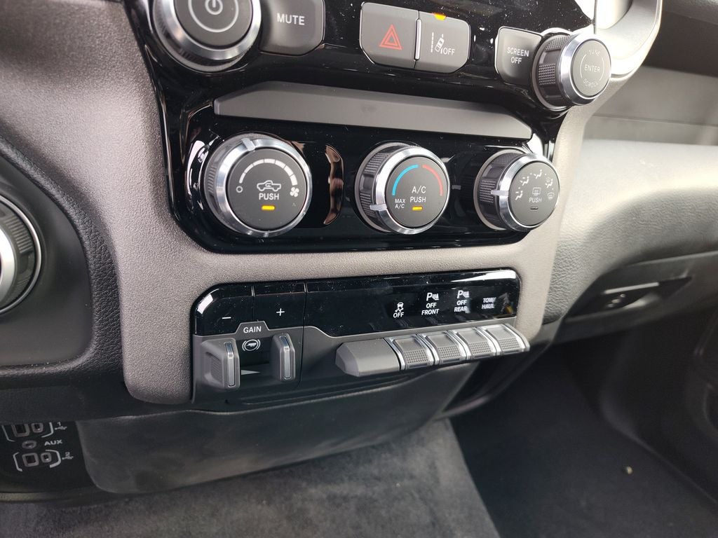 2025 RAM Ram 1500 Tradesman