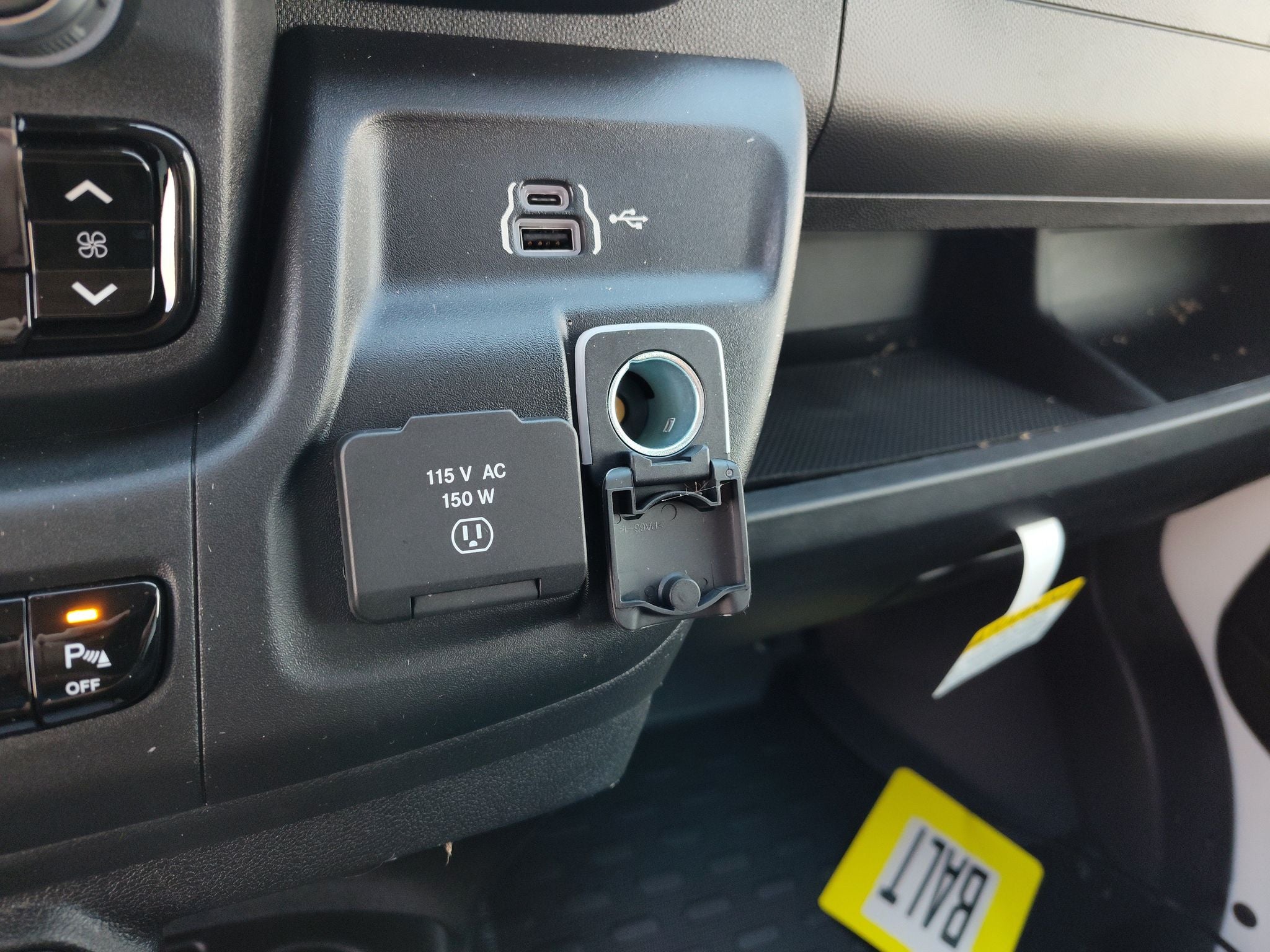 2027 RAM ProMaster Cargo Van Tradesman
