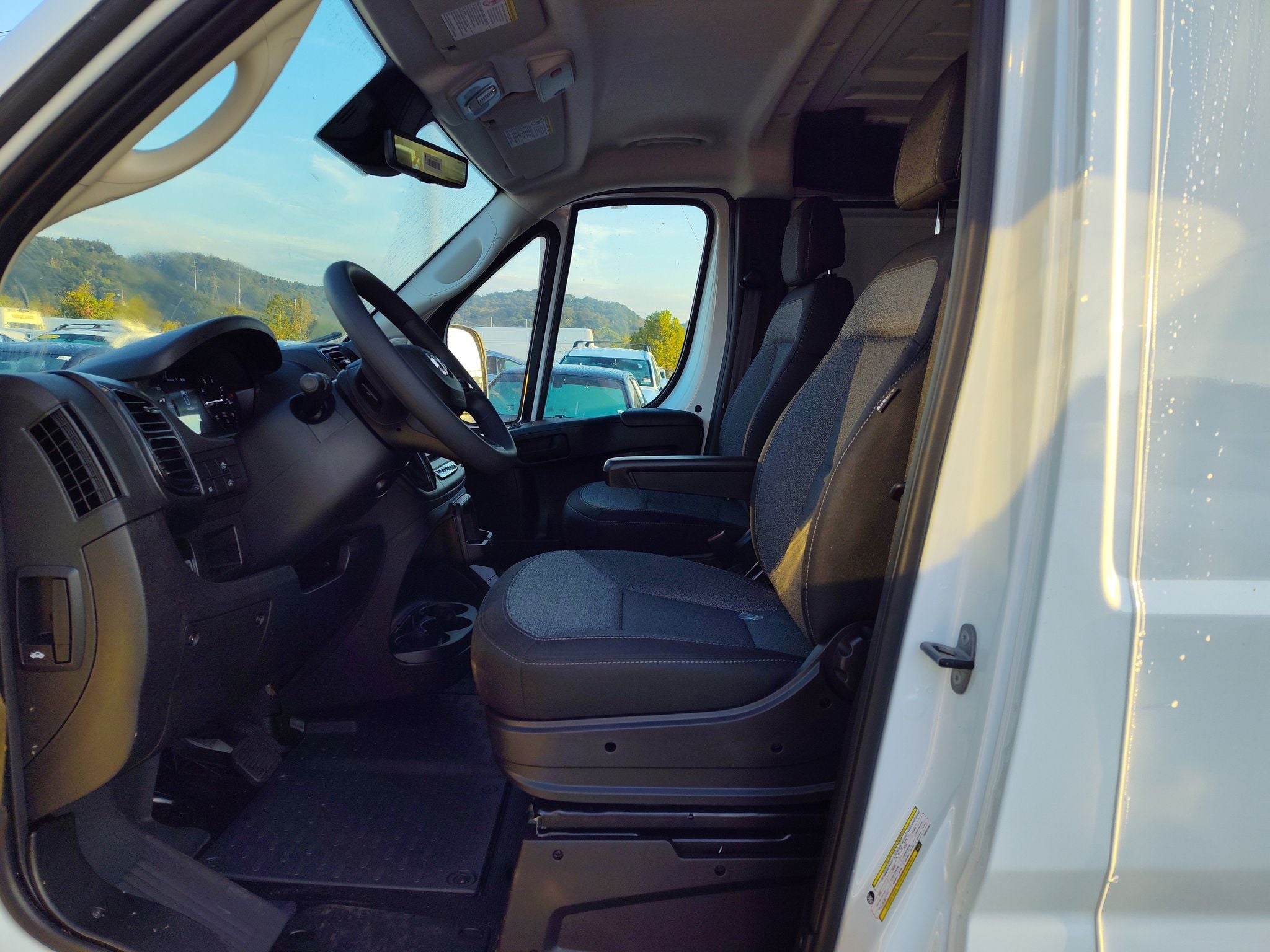 2027 RAM ProMaster Cargo Van Tradesman