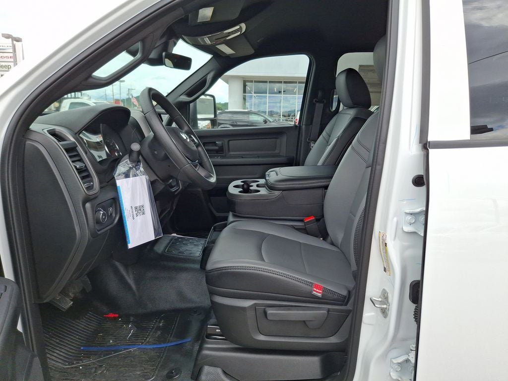 2025 RAM 5500 Chassis Tradesman