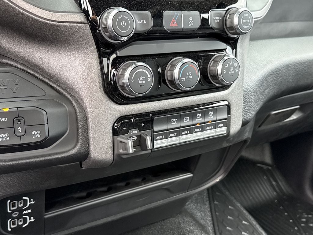 2026 RAM Ram 3500 Chassis Cab Tradesman
