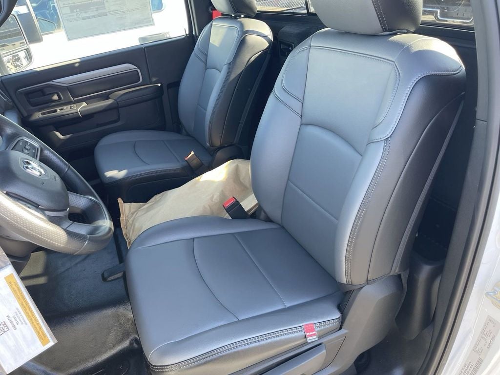 2024 RAM Ram 3500 Chassis Cab Tradesman