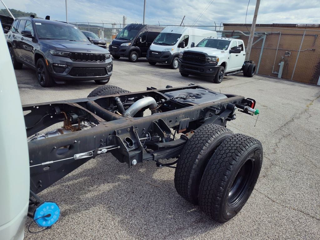 2024 RAM Ram 3500 Chassis Cab Tradesman