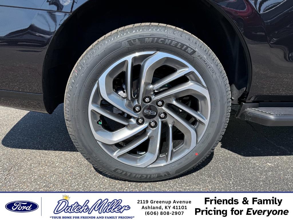 2026 Lincoln Navigator Premiere