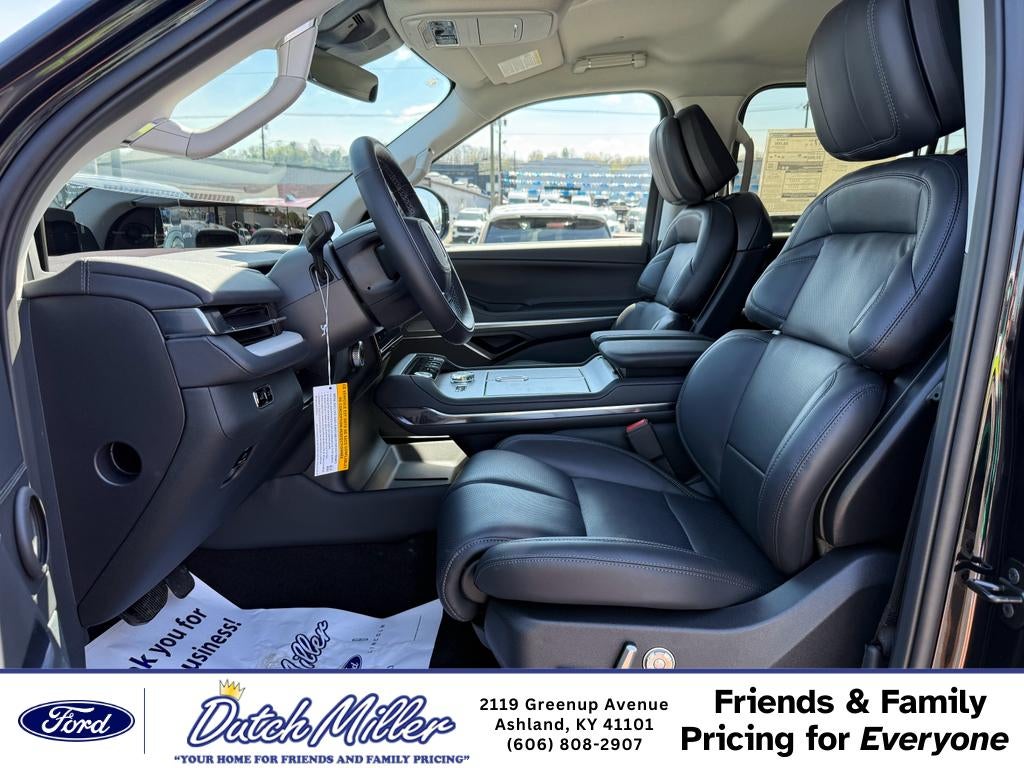 2026 Lincoln Navigator Premiere