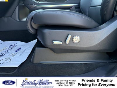 2026 Lincoln Navigator Premiere