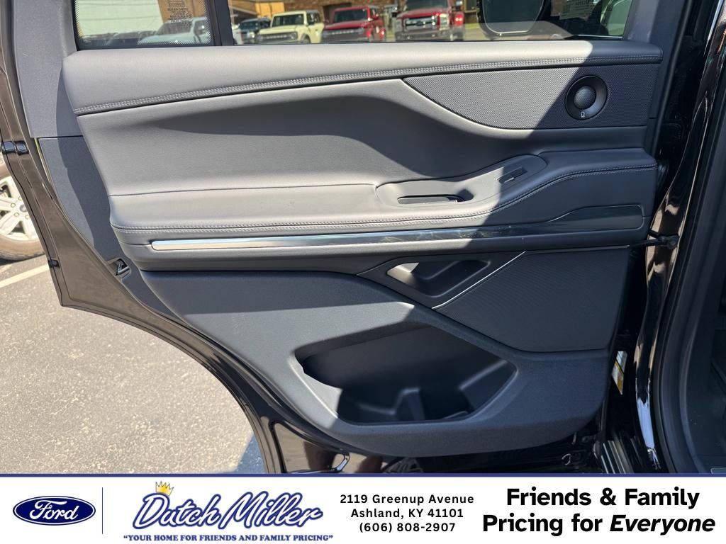 2026 Lincoln Navigator Premiere