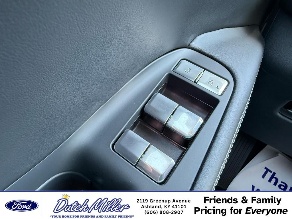 2026 Lincoln Navigator Premiere