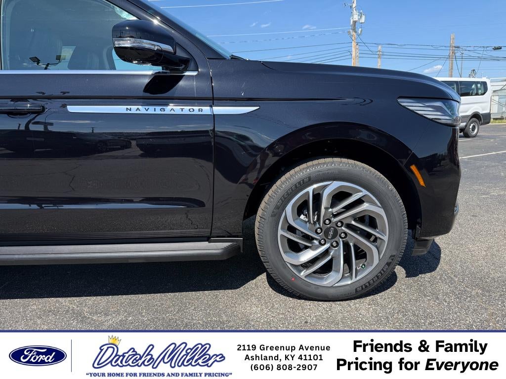 2026 Lincoln Navigator Premiere