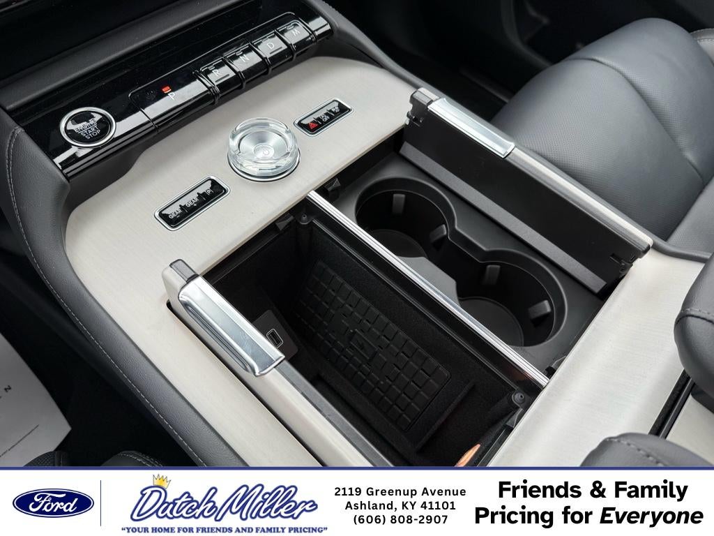 2026 Lincoln Navigator L Reserve