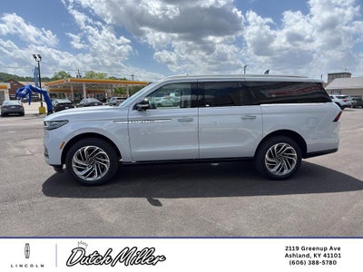 2026 Lincoln Navigator L Reserve