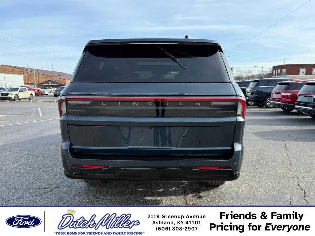 2026 Lincoln Navigator L Reserve