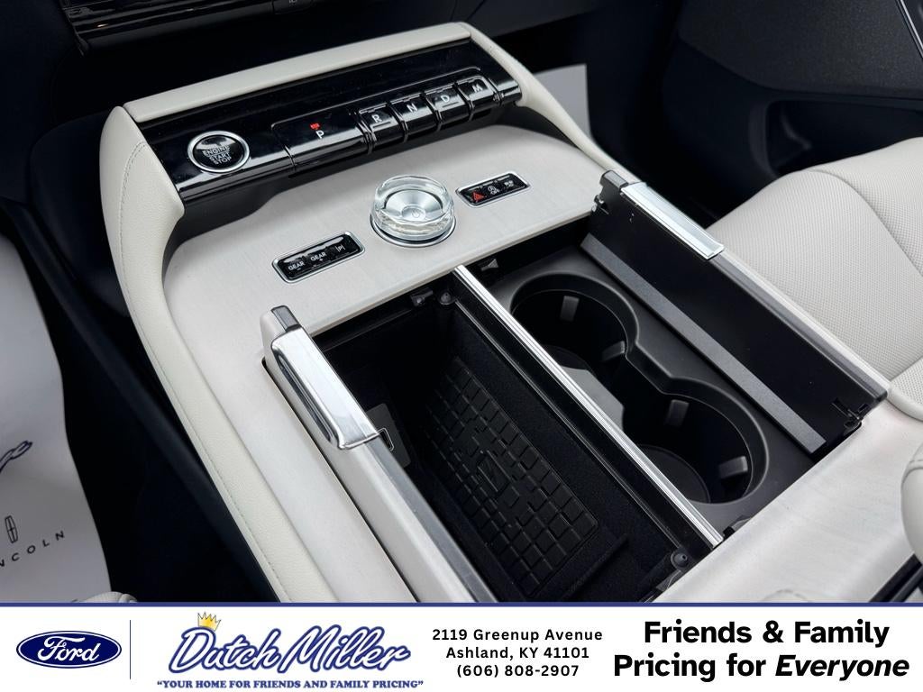 2026 Lincoln Navigator L Reserve