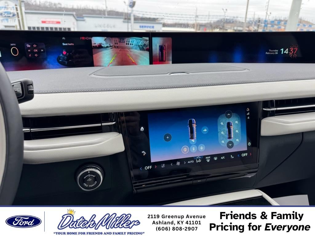 2026 Lincoln Navigator L Reserve