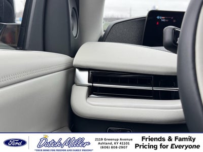 2026 Lincoln Navigator L Reserve