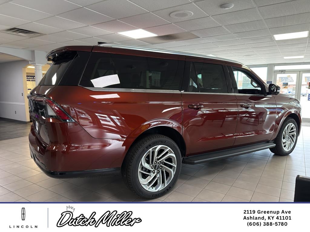 2027 Lincoln Navigator L Premier