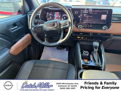 2024 GMC Canyon 4WD AT4