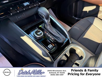 2024 GMC Canyon 4WD AT4