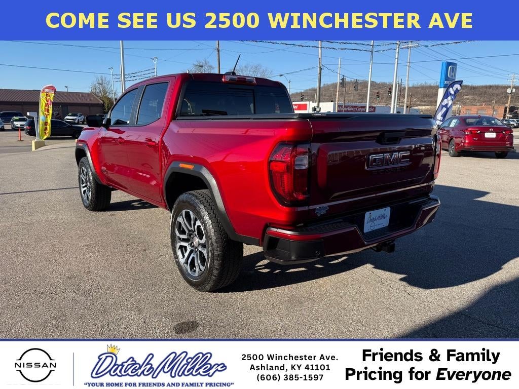 2024 GMC Canyon 4WD AT4