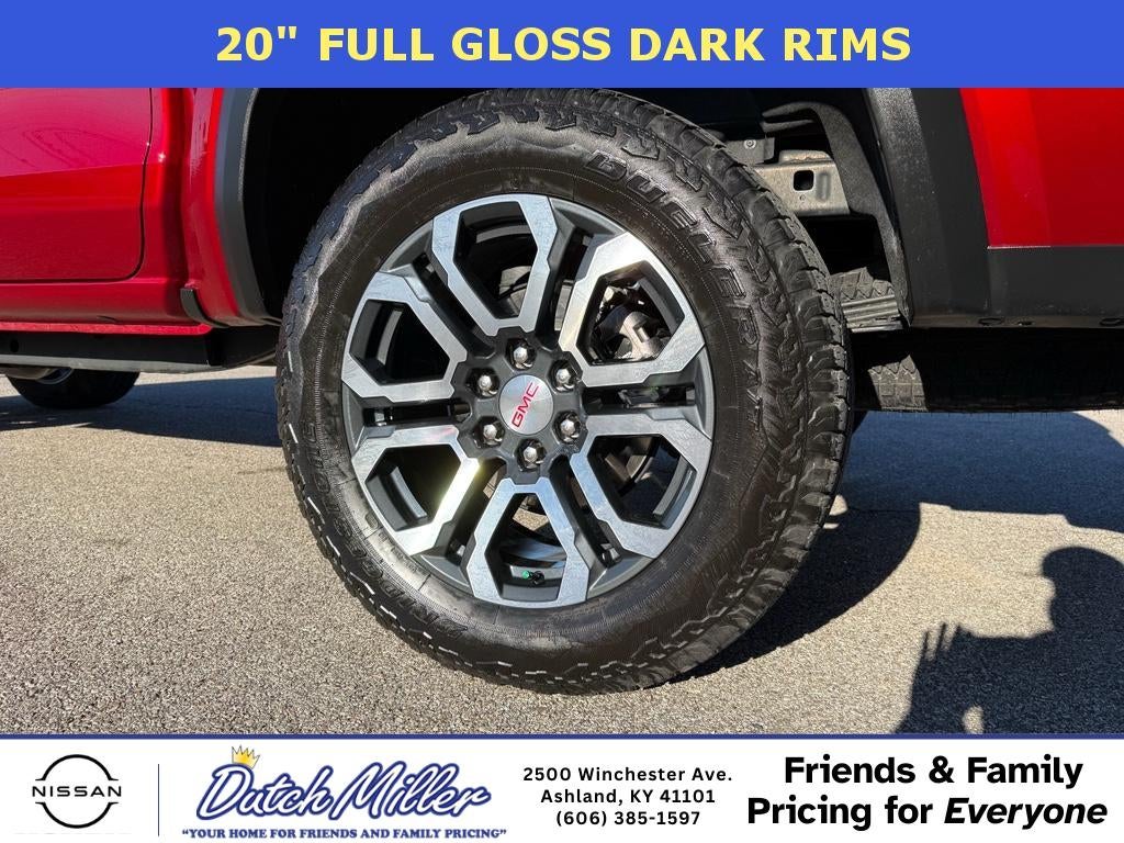 2024 GMC Canyon 4WD AT4