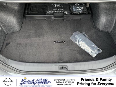 2026 Nissan Altima SR