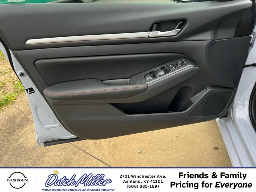 2026 Nissan Altima SR