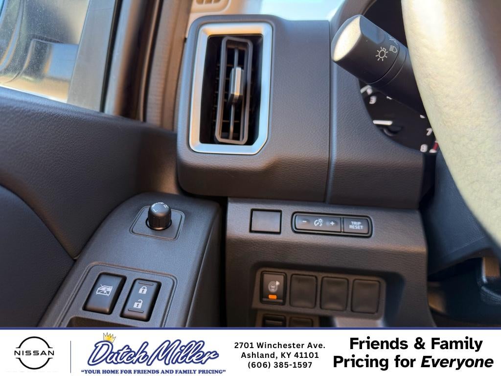 2026 Nissan Frontier SV