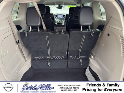 2023 Chrysler Pacifica Hybrid Touring L