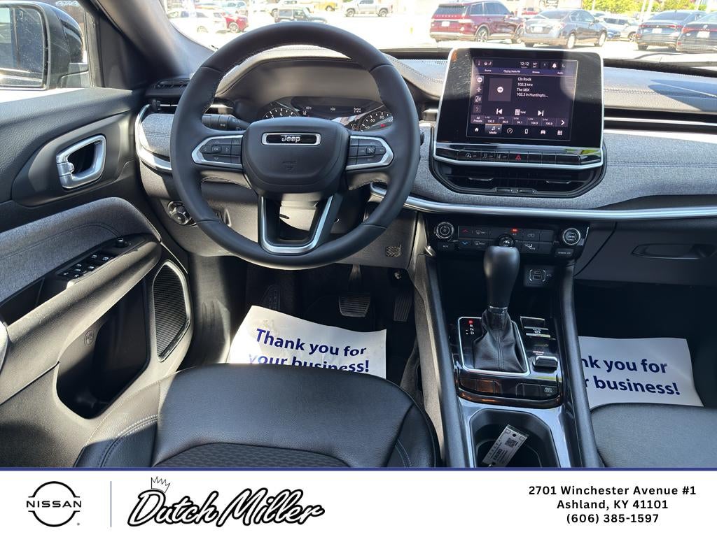 2025 Jeep Compass Latitude