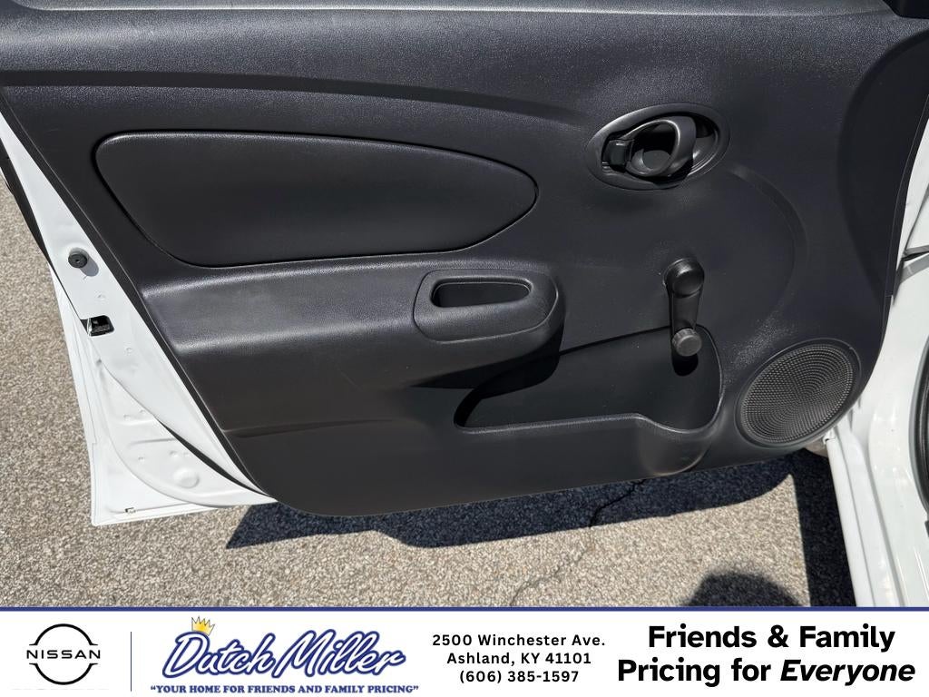 2019 Nissan Versa S Plus