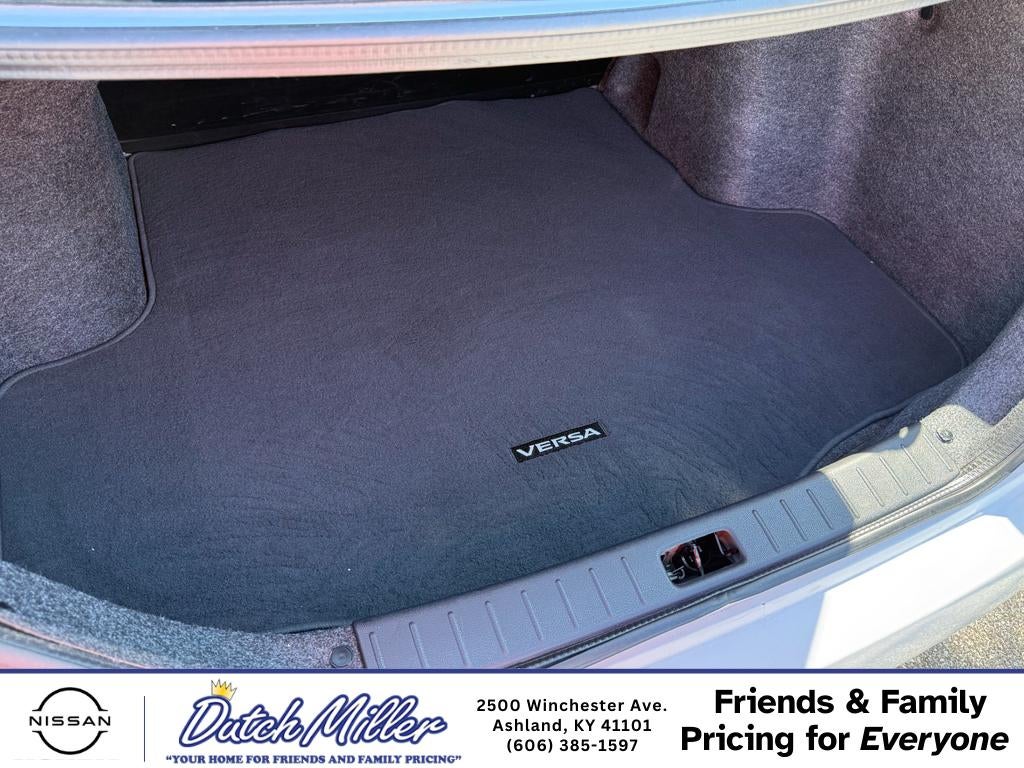 2019 Nissan Versa S Plus