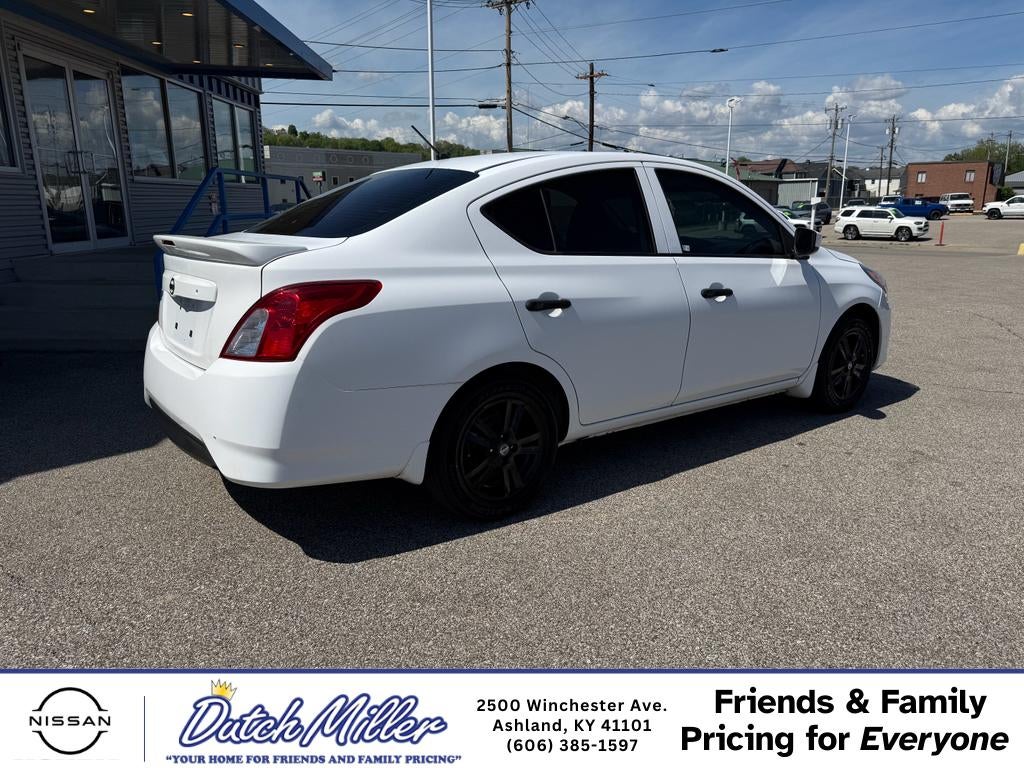 2019 Nissan Versa S Plus
