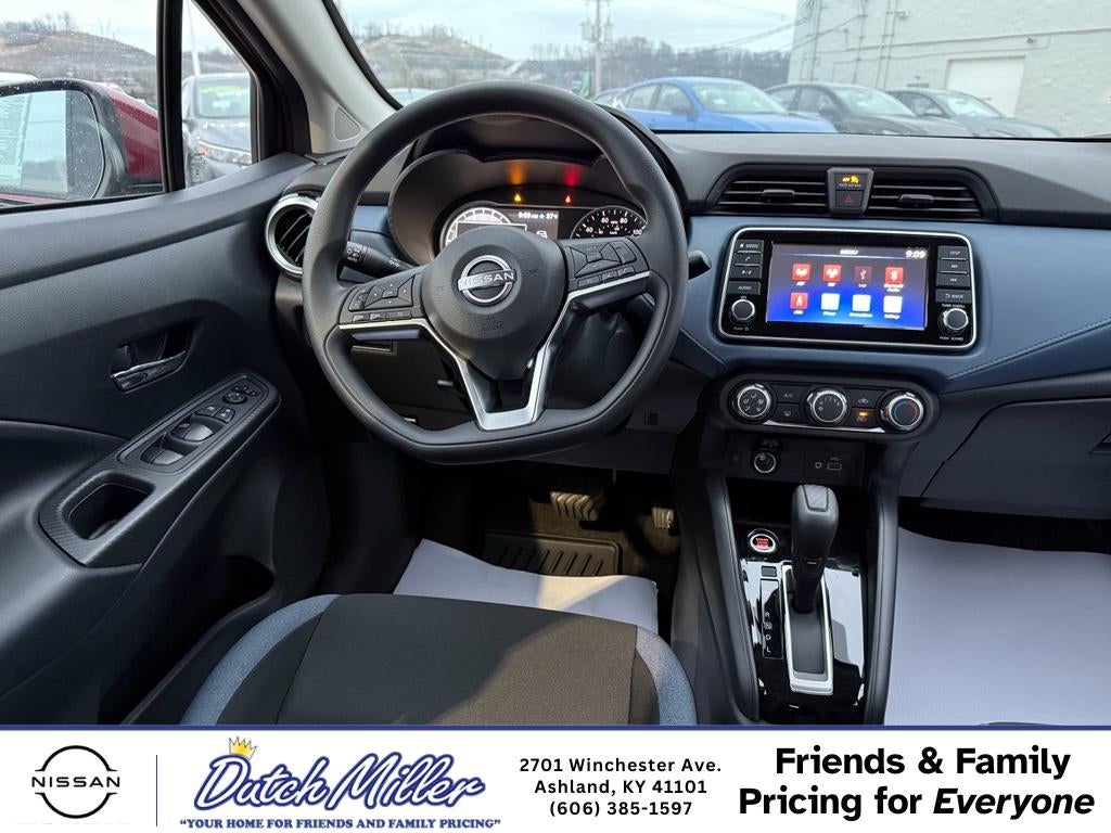 2025 Nissan Versa SV