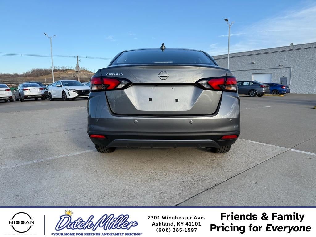 2025 Nissan Versa SV