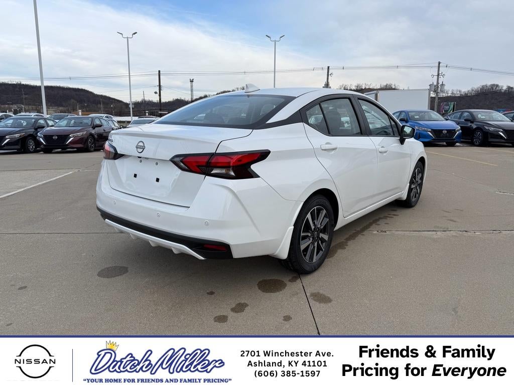 2025 Nissan Versa SV