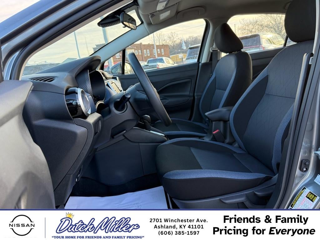 2025 Nissan Versa SV