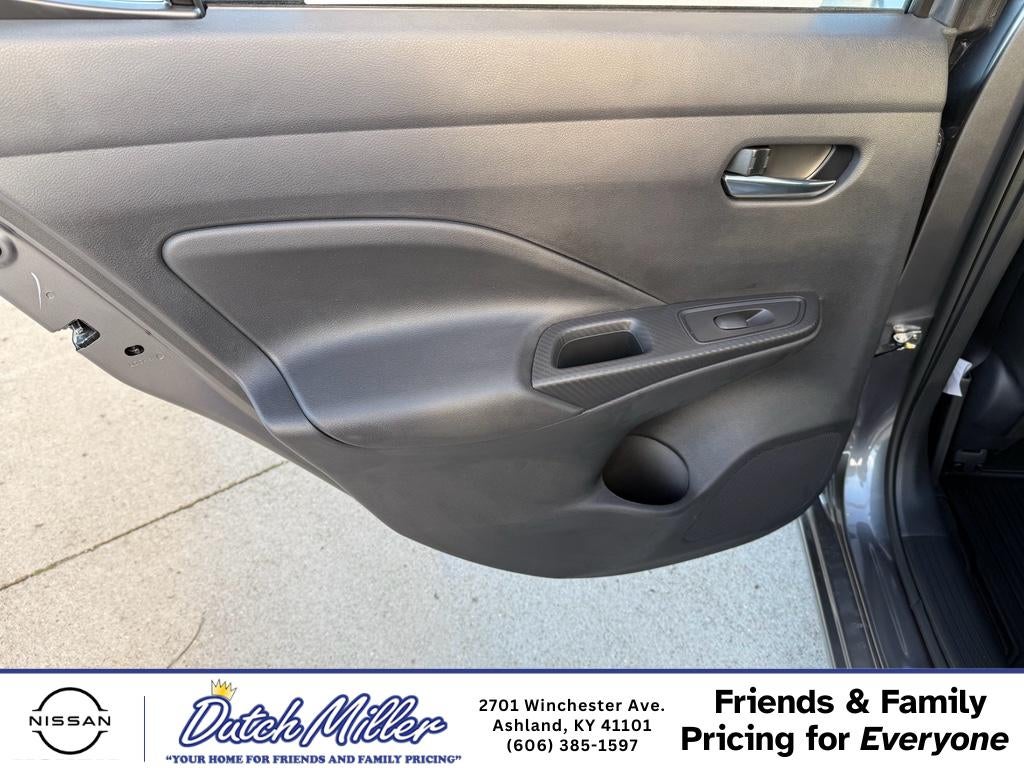 2025 Nissan Versa SV