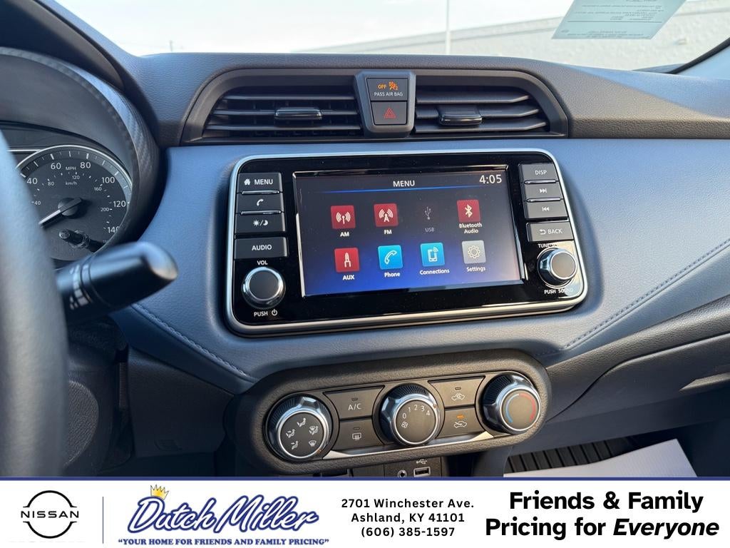 2025 Nissan Versa SV