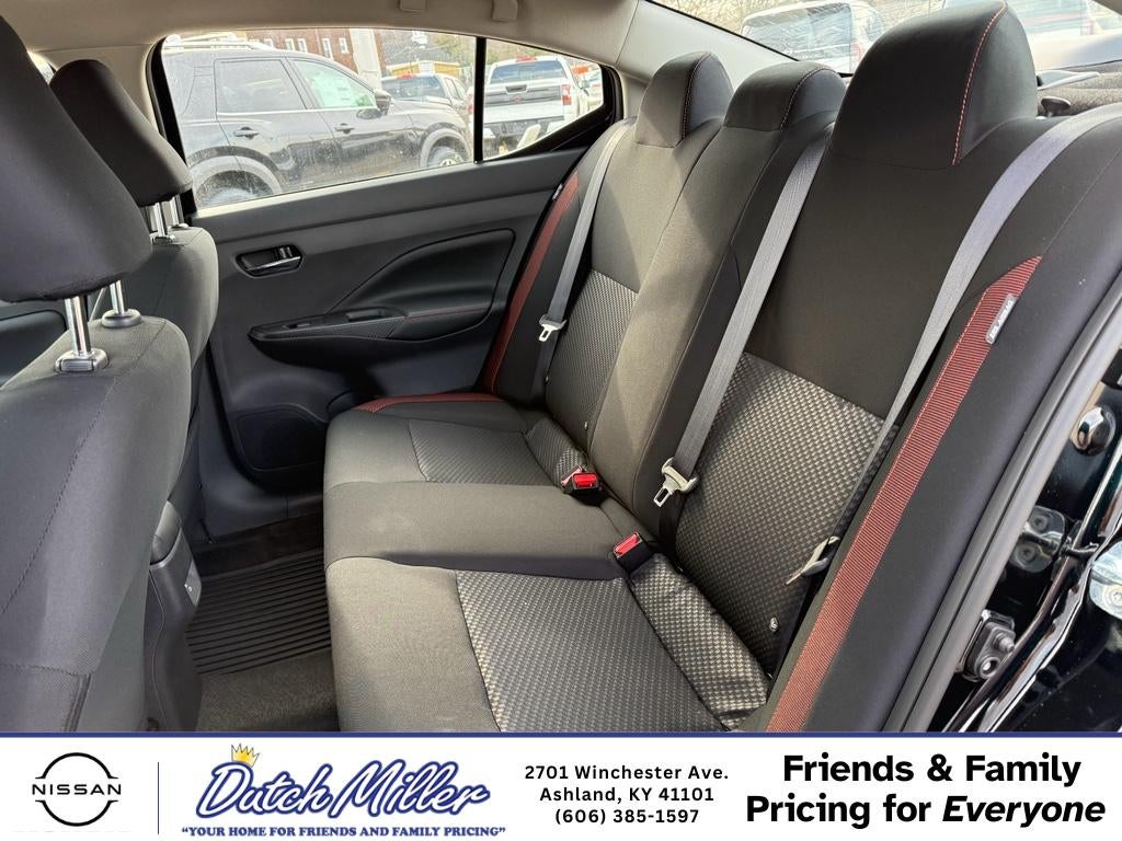 2025 Nissan Versa SR