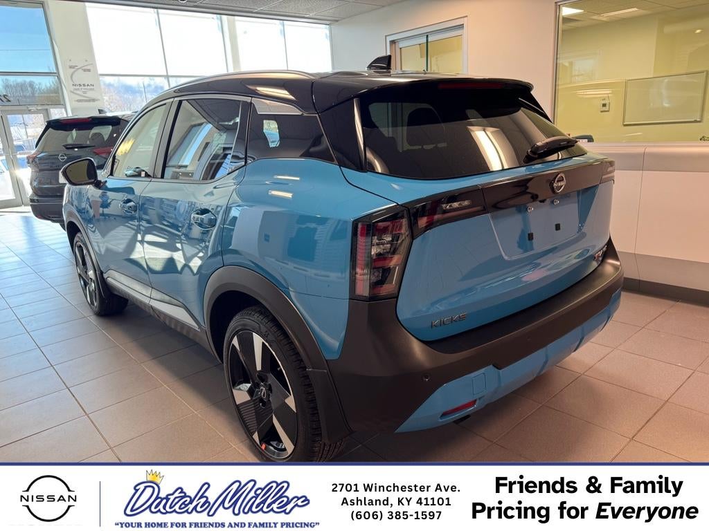 2026 Nissan Kicks SR