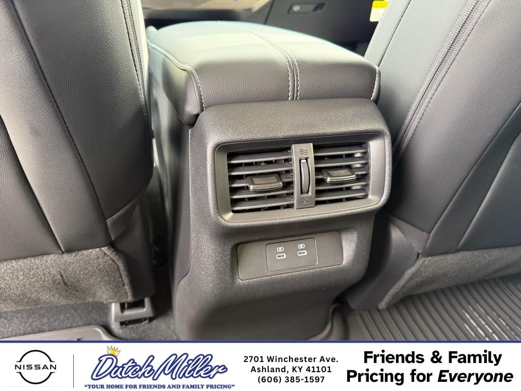 2025 Nissan Murano SV