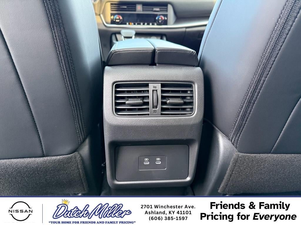 2026 Nissan Rogue Dark Armor