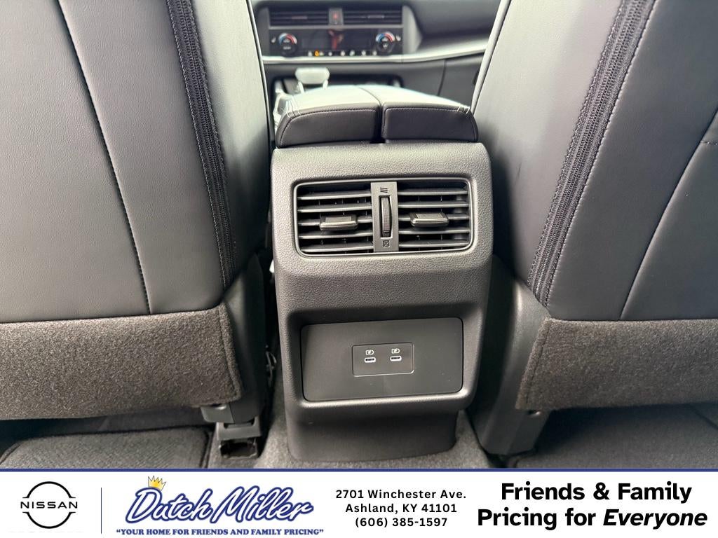 2026 Nissan Rogue Dark Armor