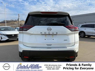 2026 Nissan Rogue SV