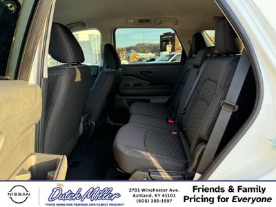 2026 Nissan Pathfinder S