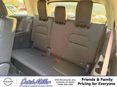 2026 Nissan Pathfinder S